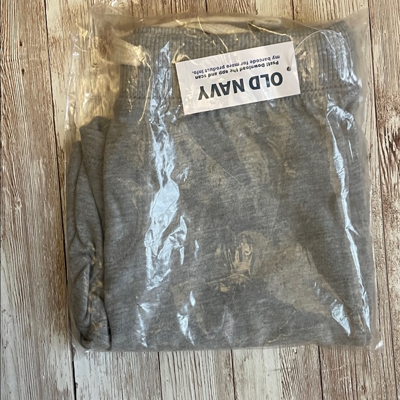 🆕 Old Navy Toddler Boy's Jersey-Knit Jogger Shorts Medium Heather Gray 3T - Picture 4 of 10